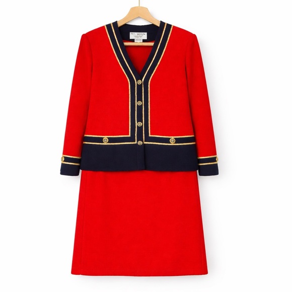 Vintage St. John Evening red, navy and gold knit 2 piece skirt suit - Size 8 - Picture 1 of 8